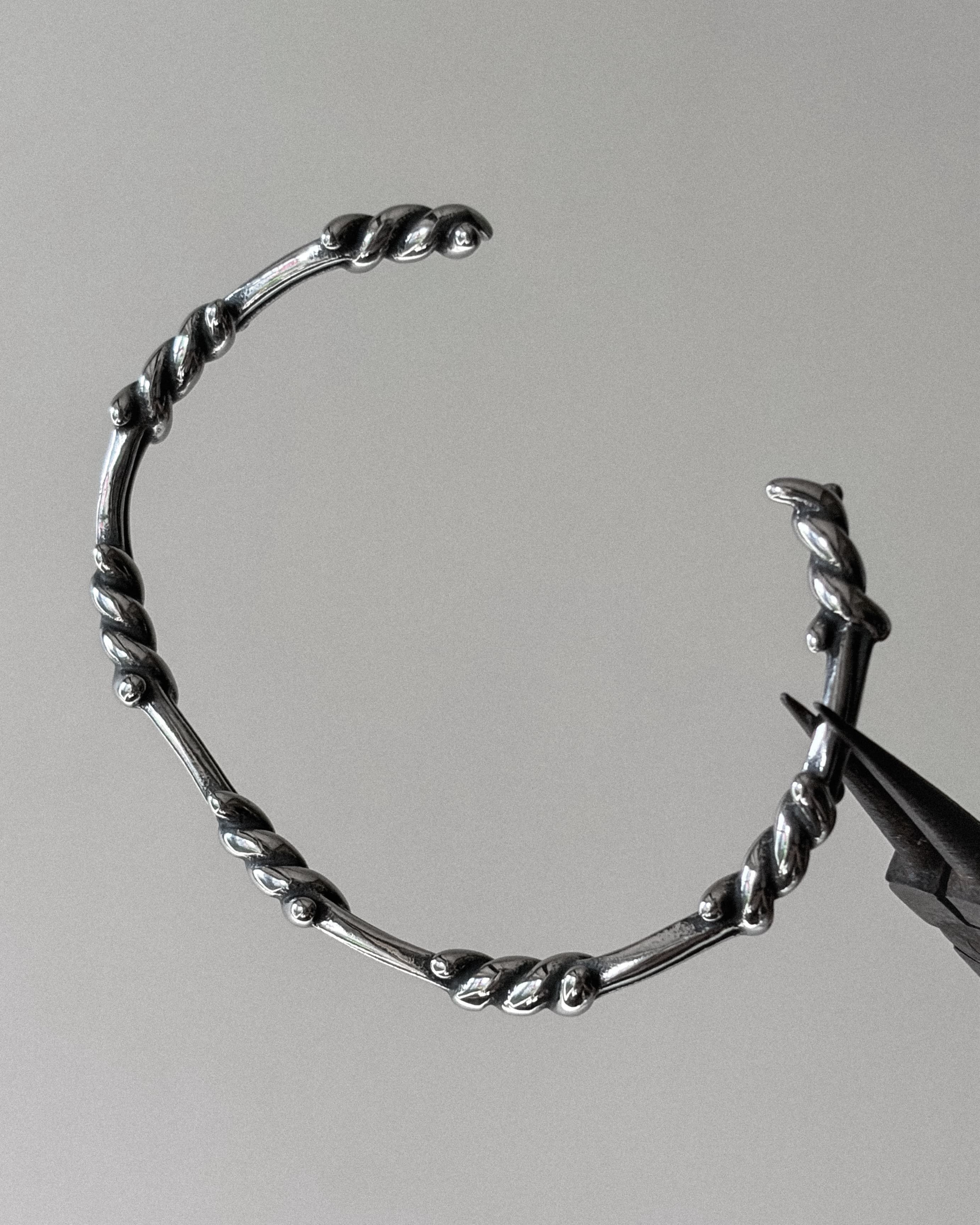 Knot bracelet