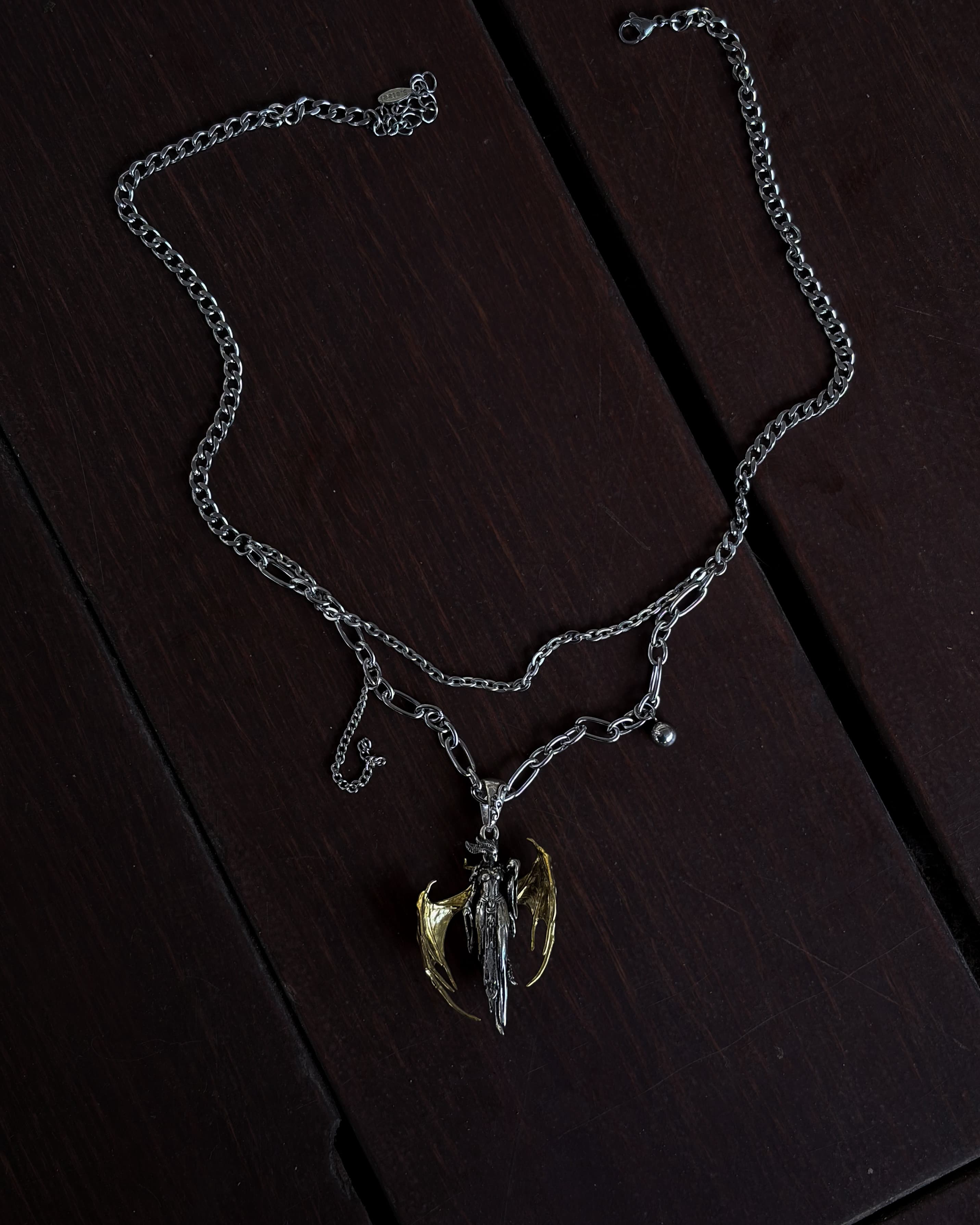 Lilith Diablo choker